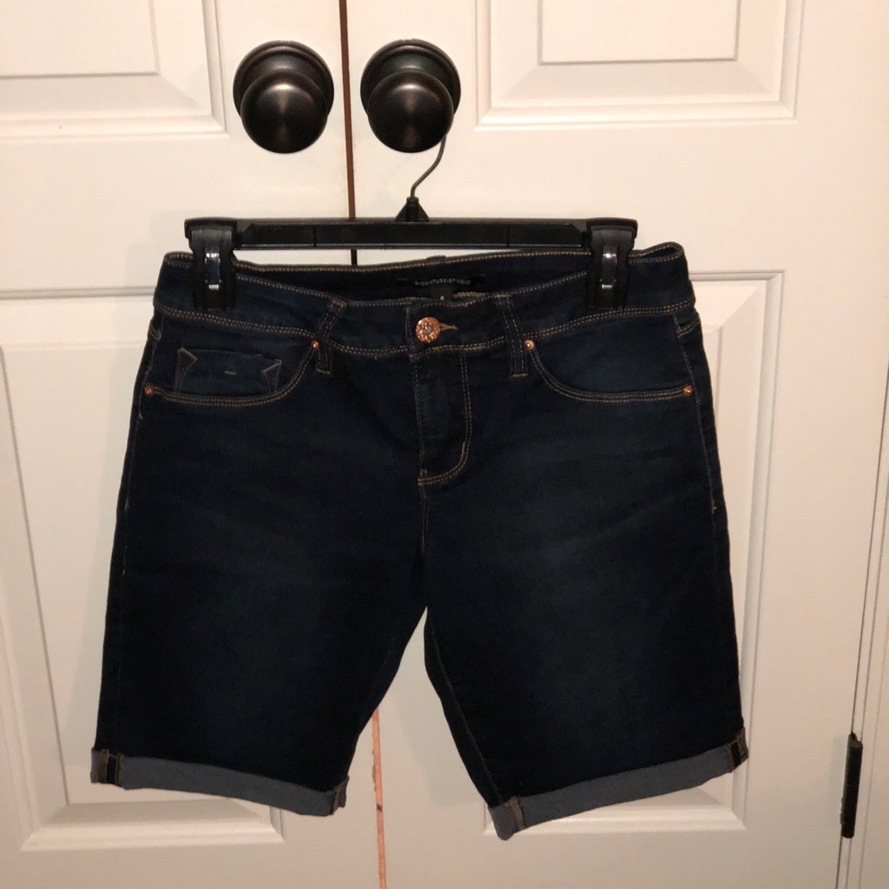 Signature Studio Dark Denim Shorts - Size 4